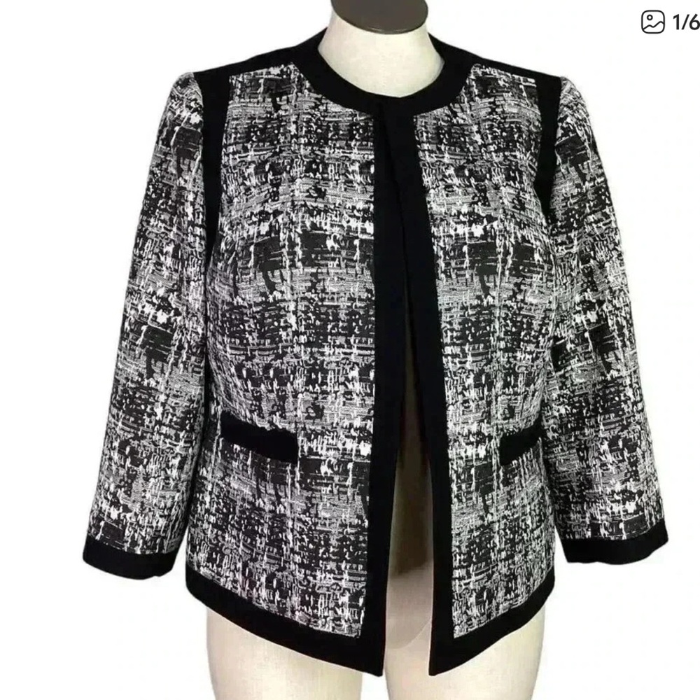 Kasper Black and White Textured Blazer